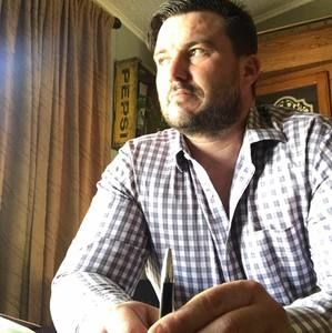 Meet your Posher, Joshua